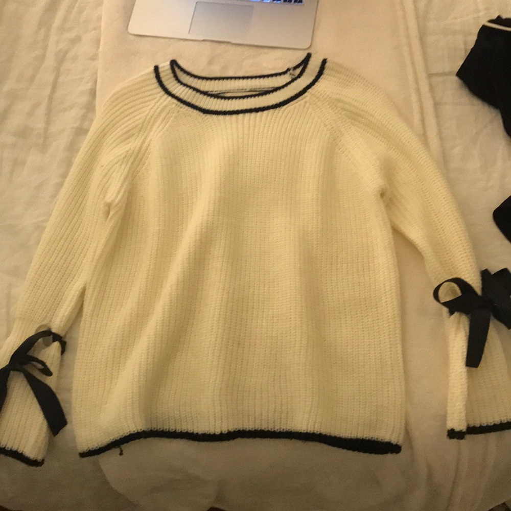 long sleeve sweater